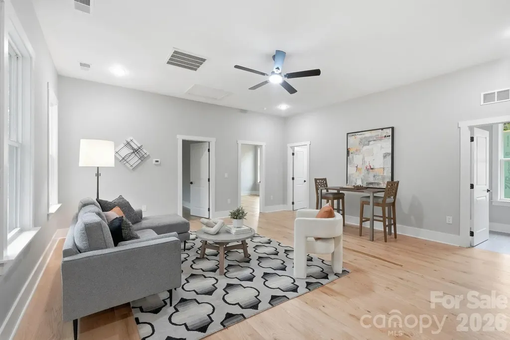 1106 Brookhurst Drive Charlotte NC 28205