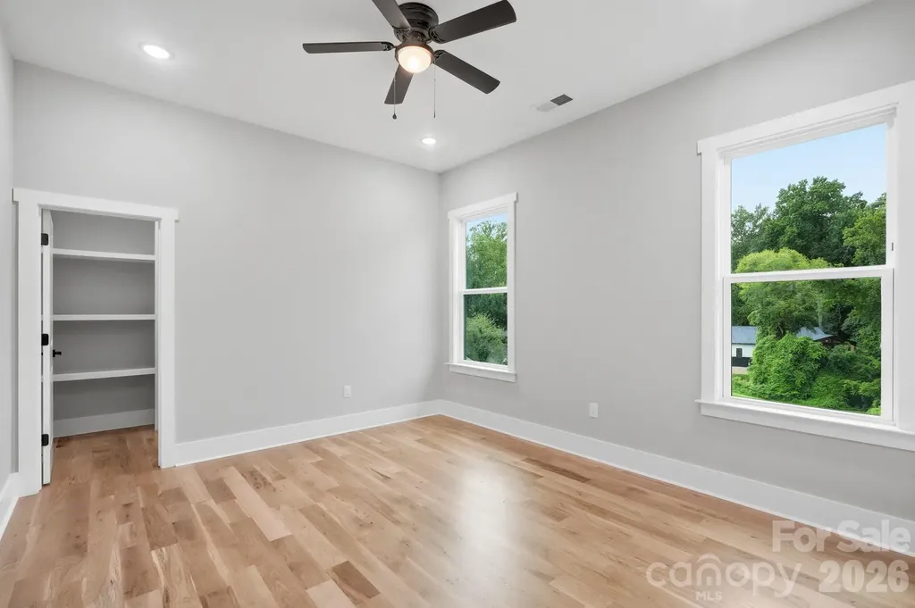1106 Brookhurst Drive Charlotte NC 28205