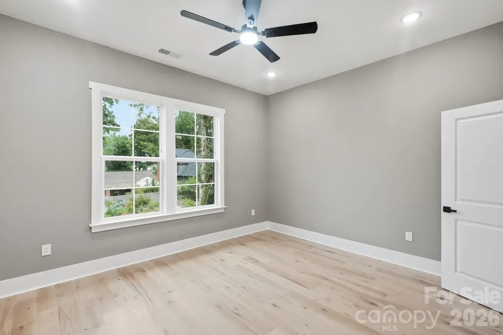 1106 Brookhurst Drive Charlotte NC 28205