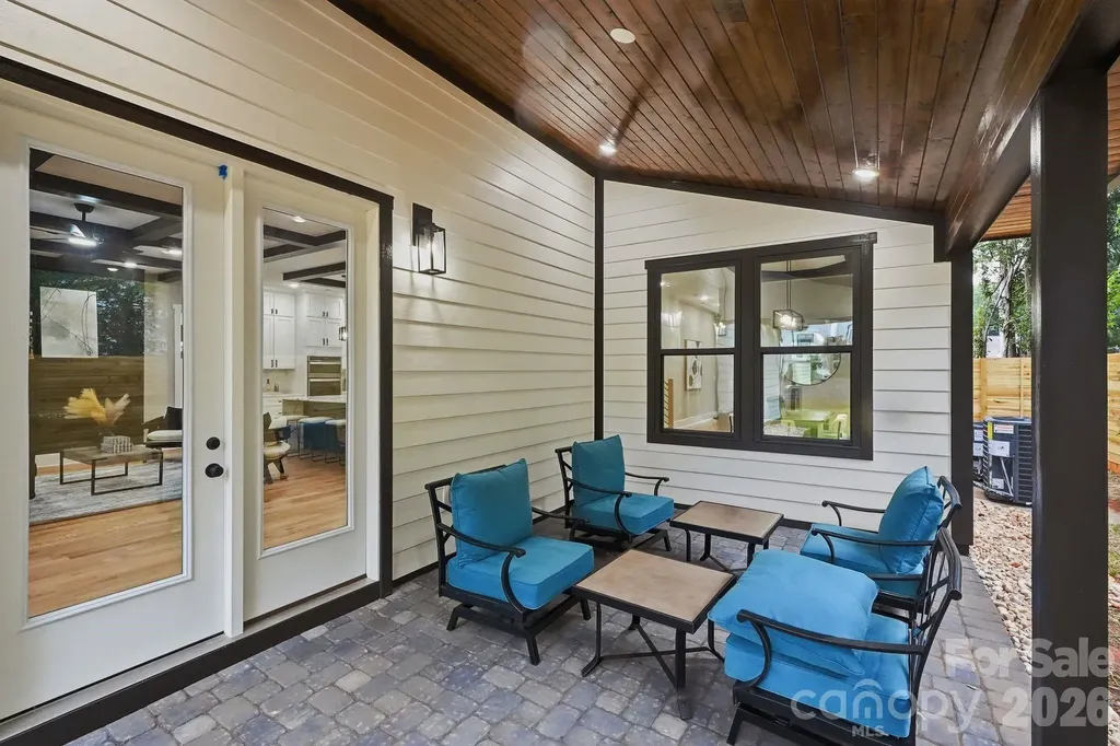 1106 Brookhurst Drive Charlotte NC 28205