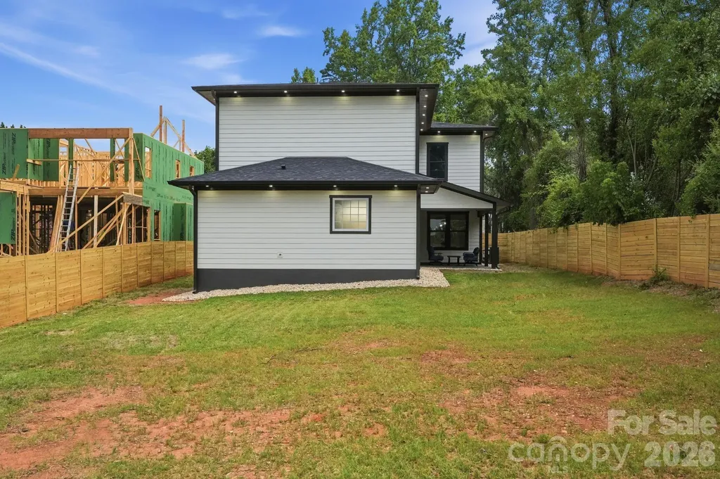 1106 Brookhurst Drive Charlotte NC 28205