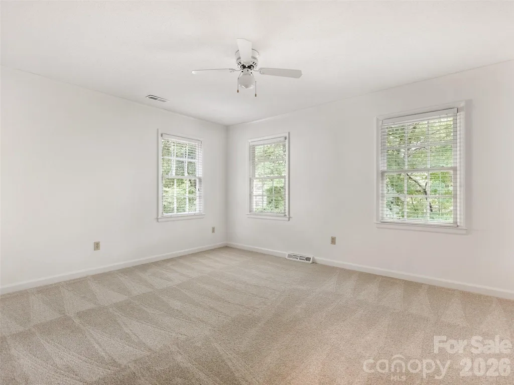 325 Stratfordshire Drive Matthews NC 28105