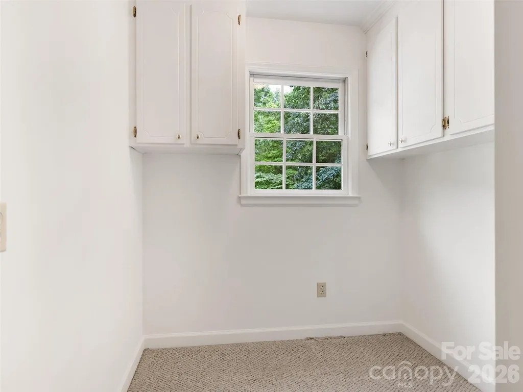 325 Stratfordshire Drive Matthews NC 28105