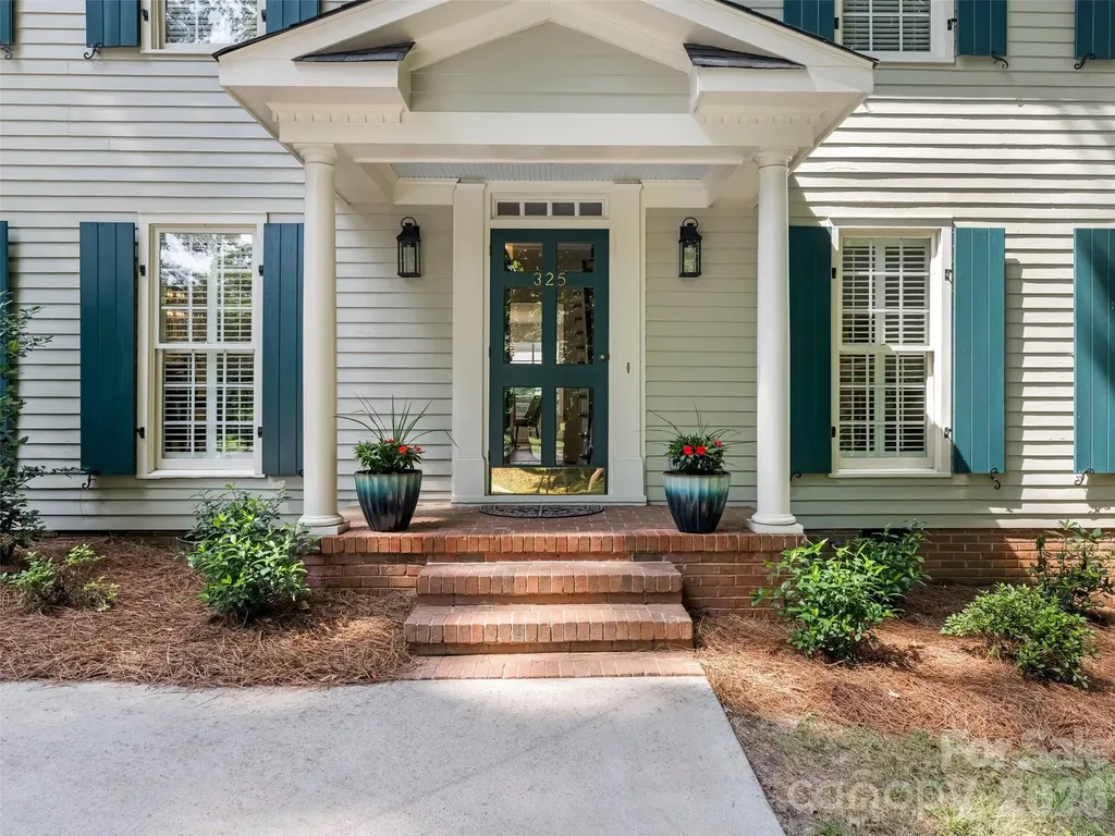325 Stratfordshire Drive Matthews NC 28105