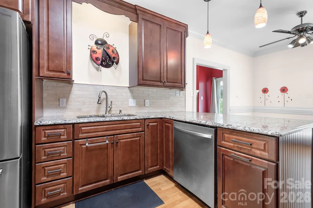 135 Pinecroft Court Troutman NC 28166