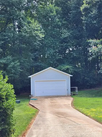 135 Pinecroft Court Troutman NC 28166