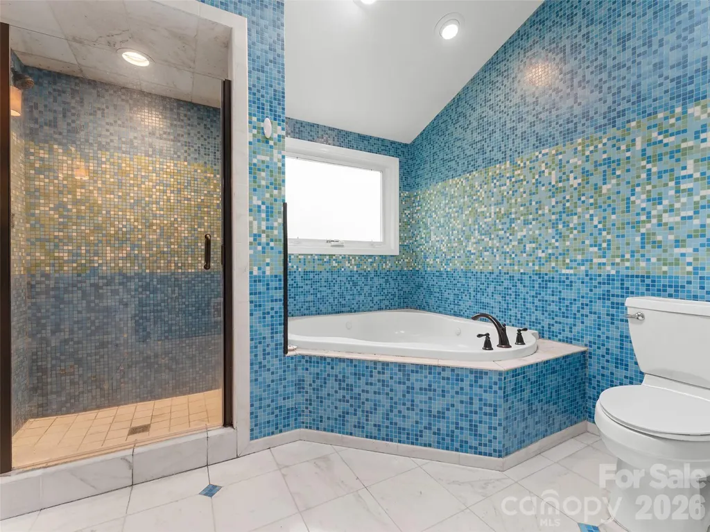 1705 Willow Road Hendersonville NC 28739