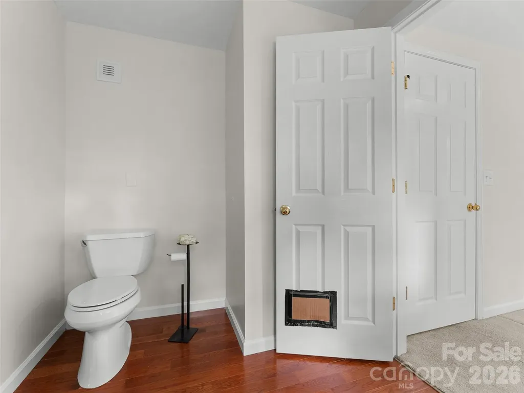 1705 Willow Road Hendersonville NC 28739