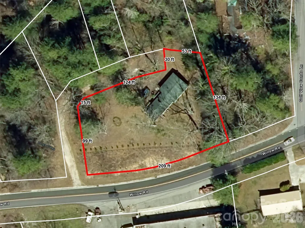 1705 Willow Road Hendersonville NC 28739