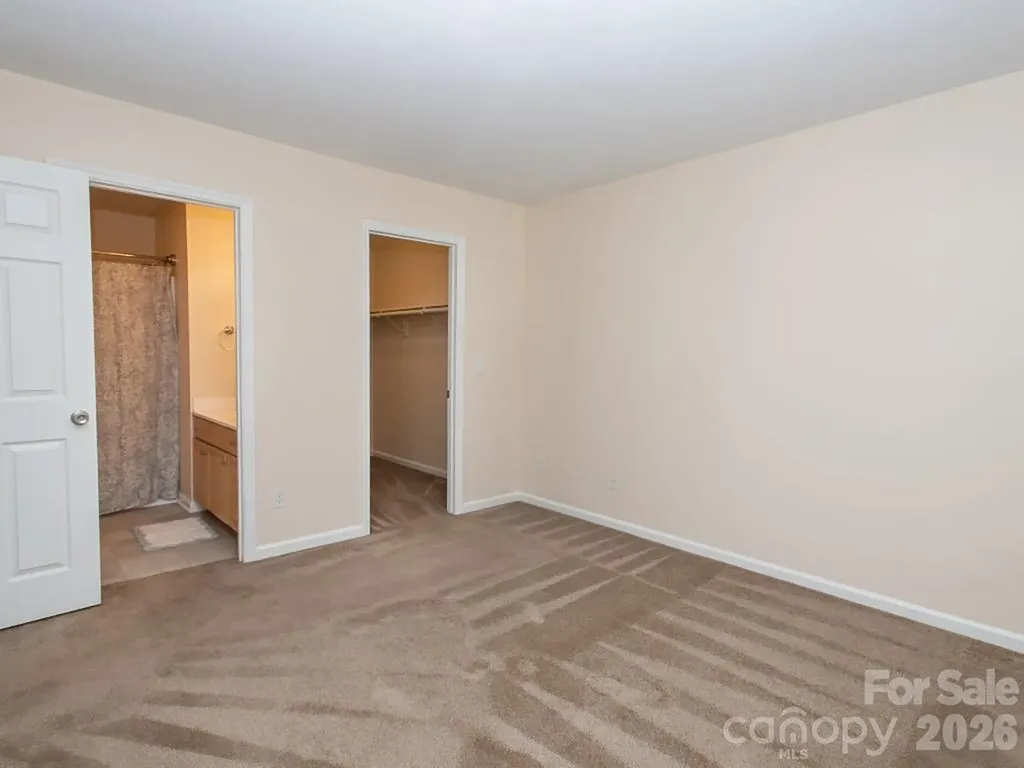 17 Pinecrest Drive Asheville NC 28803