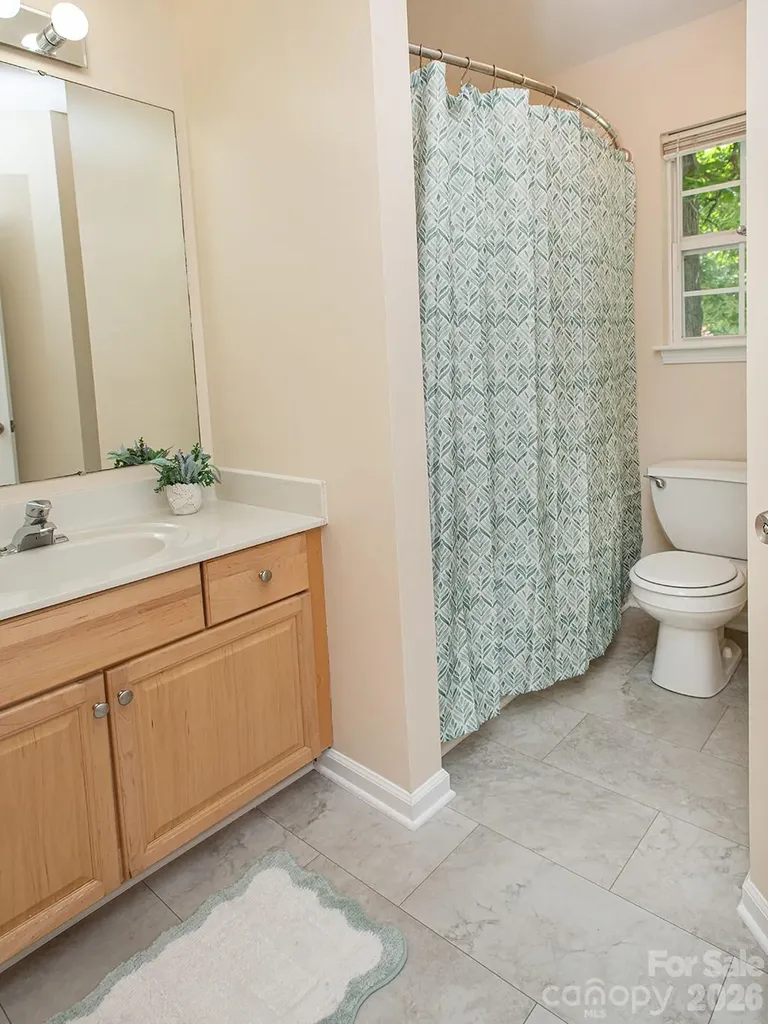 17 Pinecrest Drive Asheville NC 28803