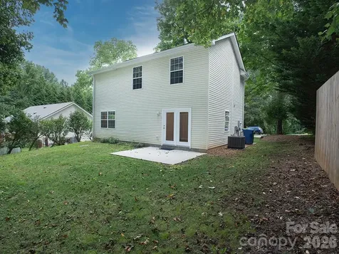 17 Pinecrest Drive Asheville NC 28803