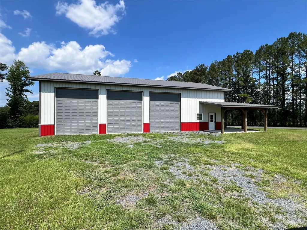 510 Lillys Bridge Road Mount Gilead NC 27306