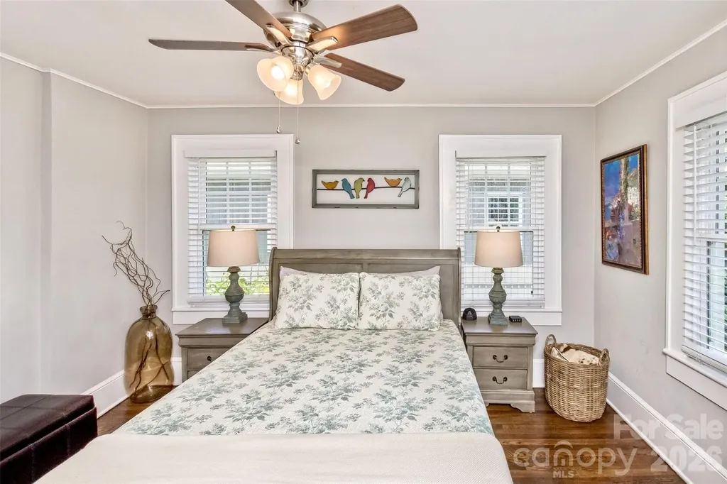 14 Laurel Loop Asheville NC 28806