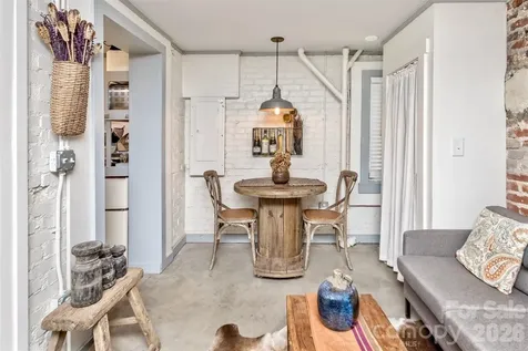 14 Laurel Loop Asheville NC 28806