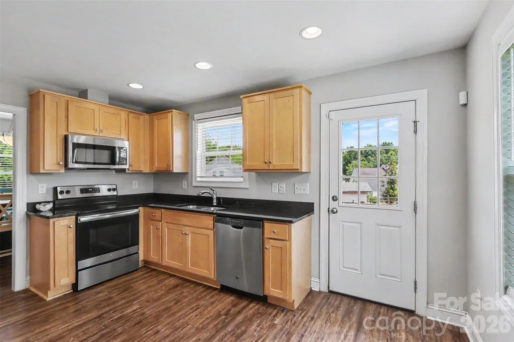 6555 Wedron Court Charlotte NC 28216