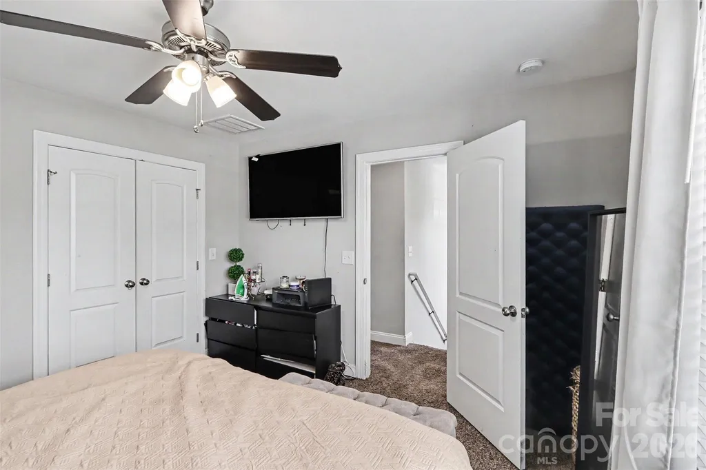 6555 Wedron Court Charlotte NC 28216