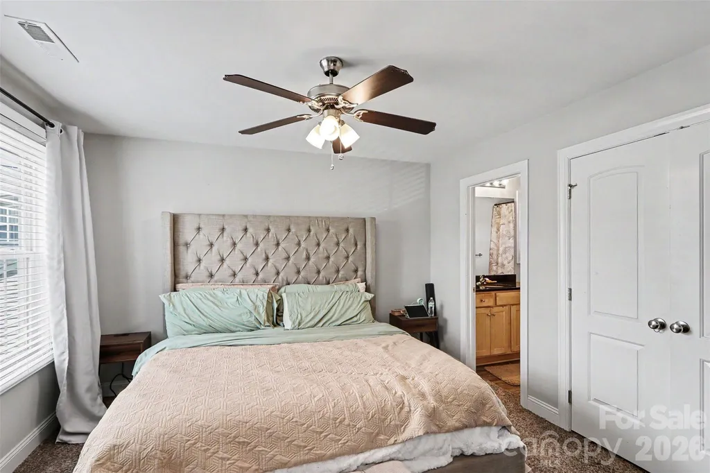 6555 Wedron Court Charlotte NC 28216