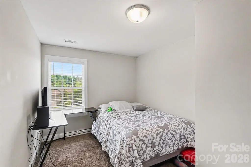 6555 Wedron Court Charlotte NC 28216