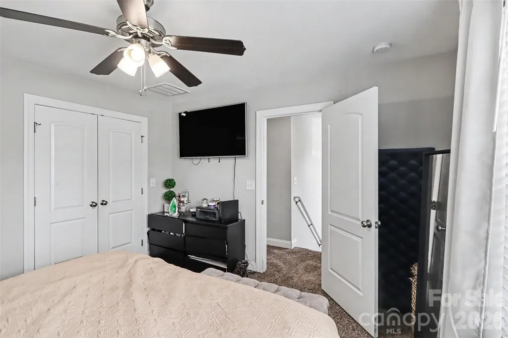 6555 Wedron Court Charlotte NC 28216