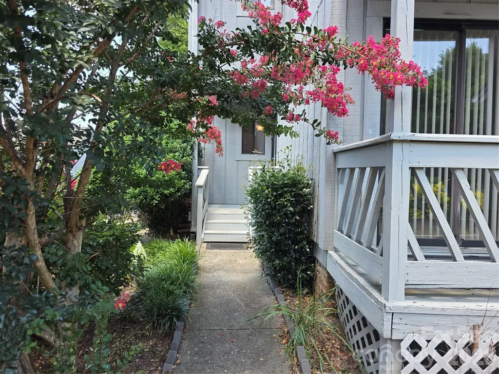 100 Willow Run Drive Gastonia NC 28056