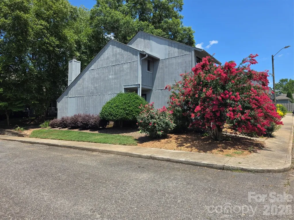 100 Willow Run Drive Gastonia NC 28056