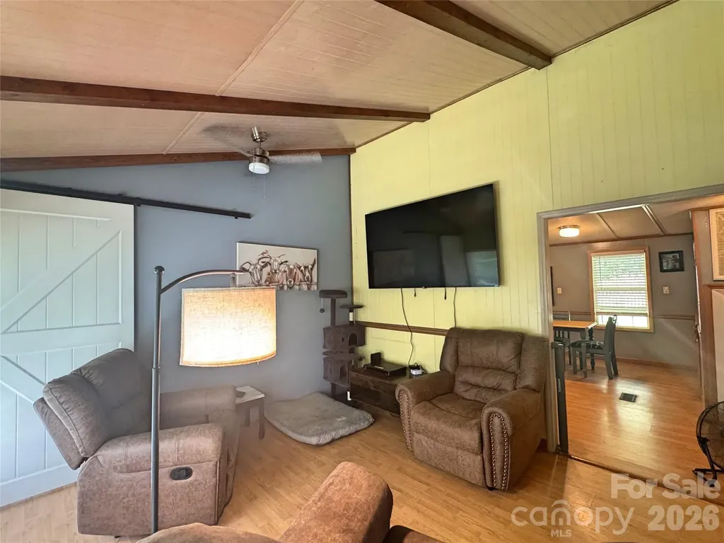 173 Croom Hollow Drive Nebo NC 28761