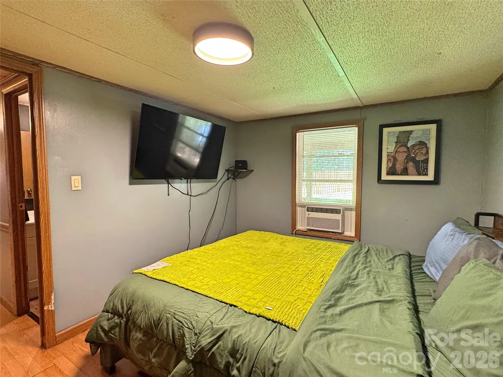 173 Croom Hollow Drive Nebo NC 28761