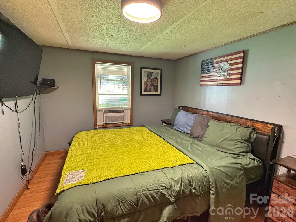 173 Croom Hollow Drive Nebo NC 28761