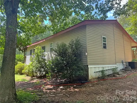 173 Croom Hollow Drive Nebo NC 28761