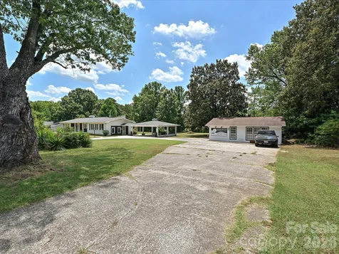 3501 Parkwood School Road Monroe NC 28112