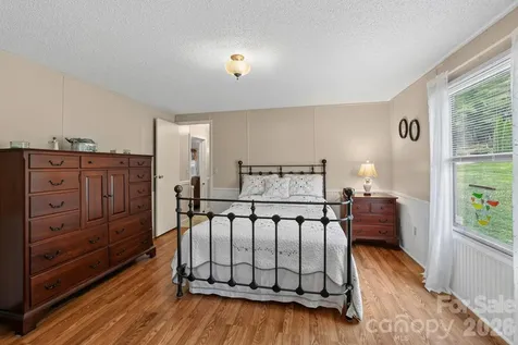 229 Concord Road Asheville NC 28803