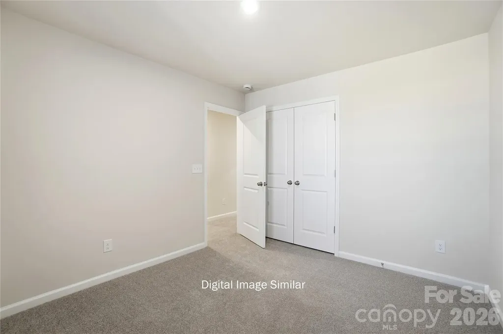 5208 Wyes Oak Lane Charlotte NC 28269