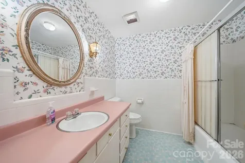 124 Fernwood Drive Gaffney SC 29340