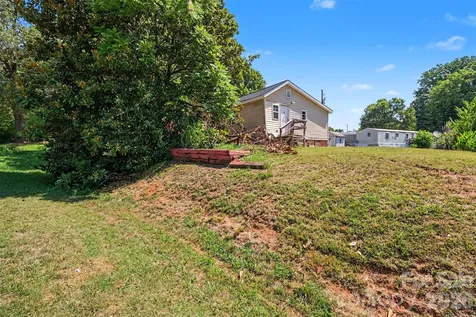 1678 Stone Street Extension Mebane NC 27302