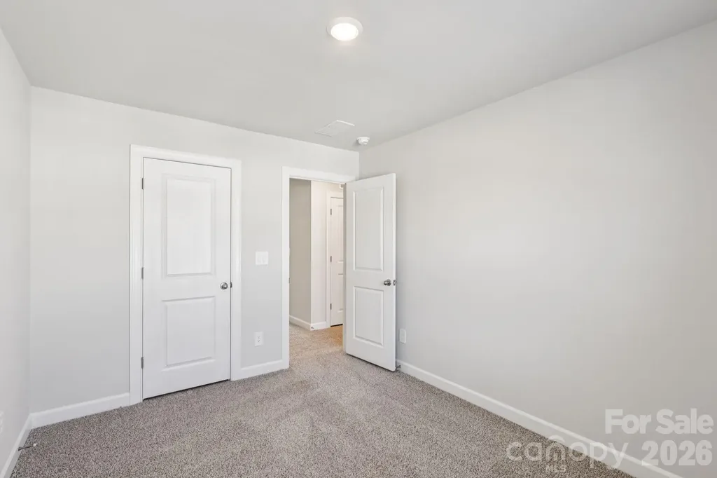9012 Foggy Brook Loop Charlotte NC 28216