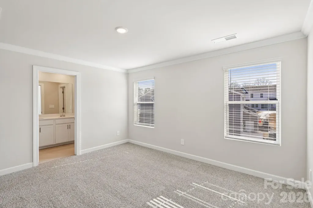9012 Foggy Brook Loop Charlotte NC 28216