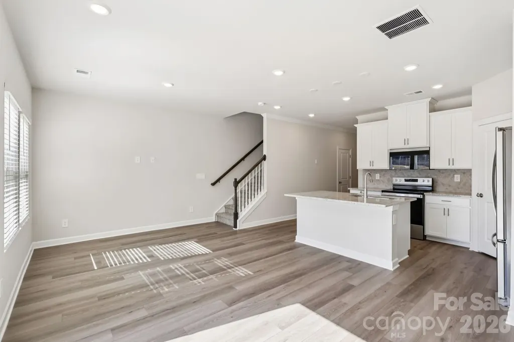9012 Foggy Brook Loop Charlotte NC 28216