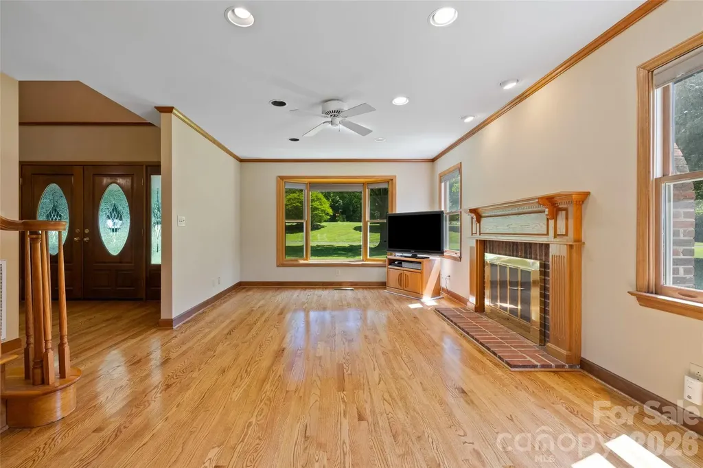 3010 Eaker Drive Cherryville NC 28021