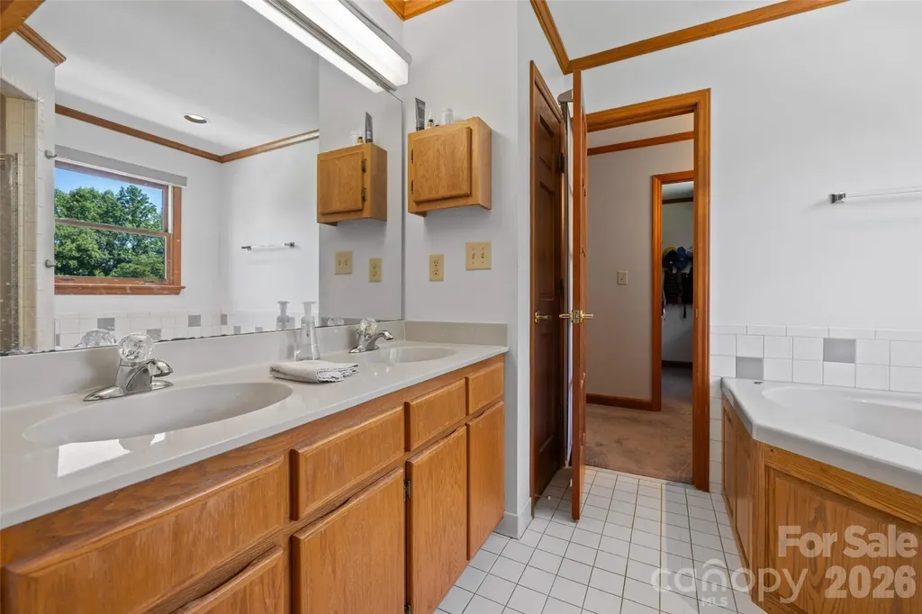 3010 Eaker Drive Cherryville NC 28021