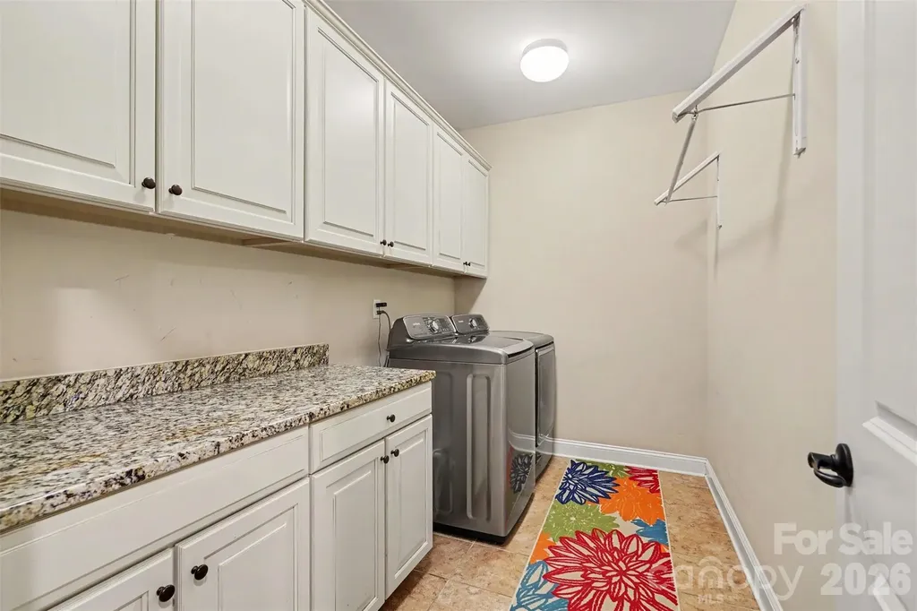 8432 Penton Place Harrisburg NC 28075