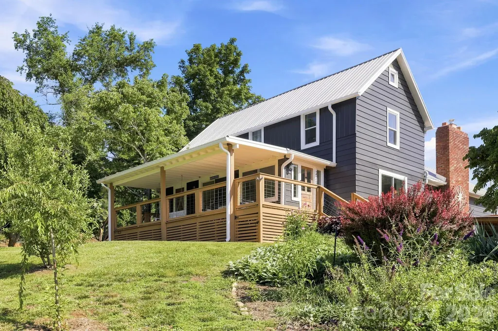 2252 Riceville Road Asheville NC 28805