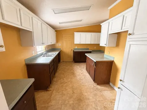 4506 Logging Road Lancaster SC 29720
