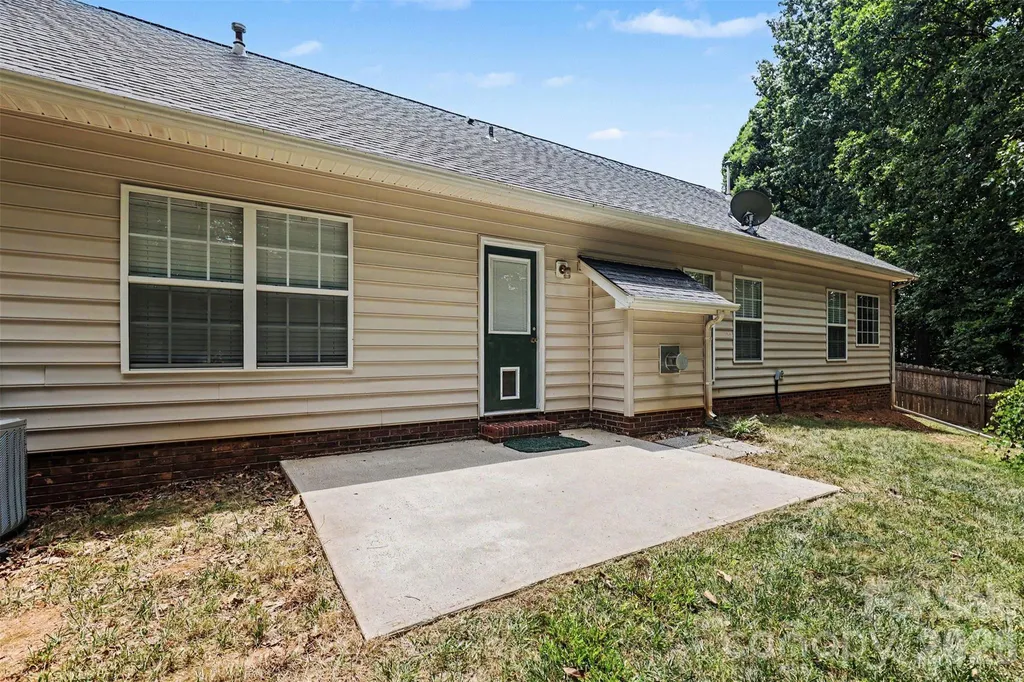 2922 Tallard Lane Charlotte NC 28270