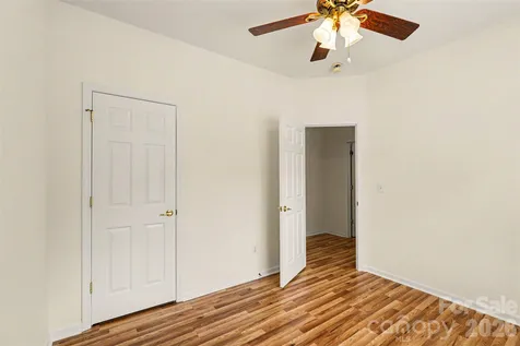 2922 Tallard Lane Charlotte NC 28270