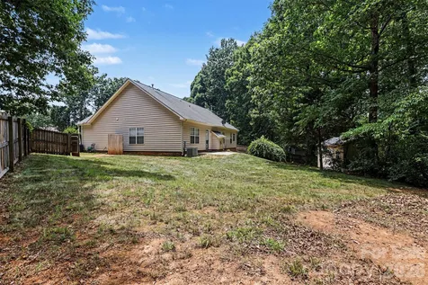 2922 Tallard Lane Charlotte NC 28270