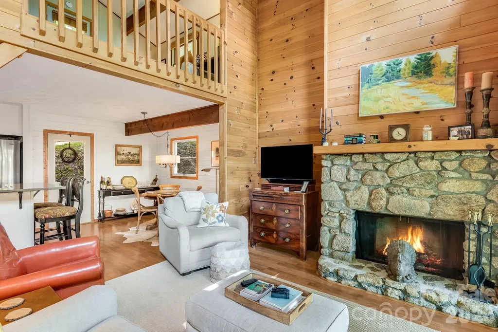 46 Trillium Lane Mars Hill NC 28754