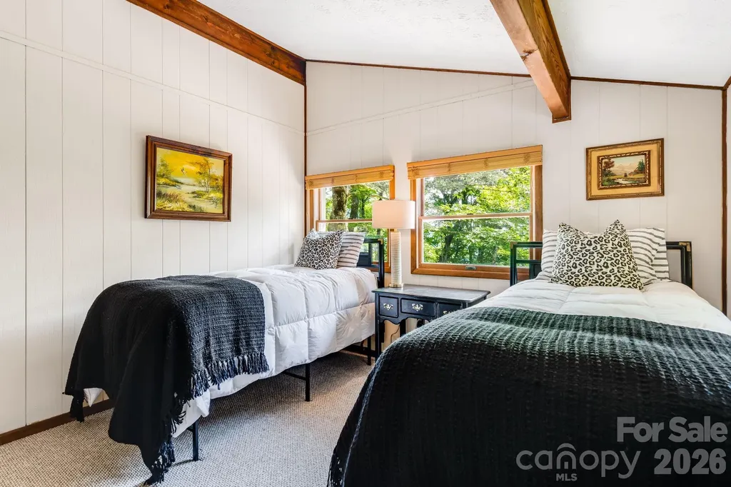 46 Trillium Lane Mars Hill NC 28754