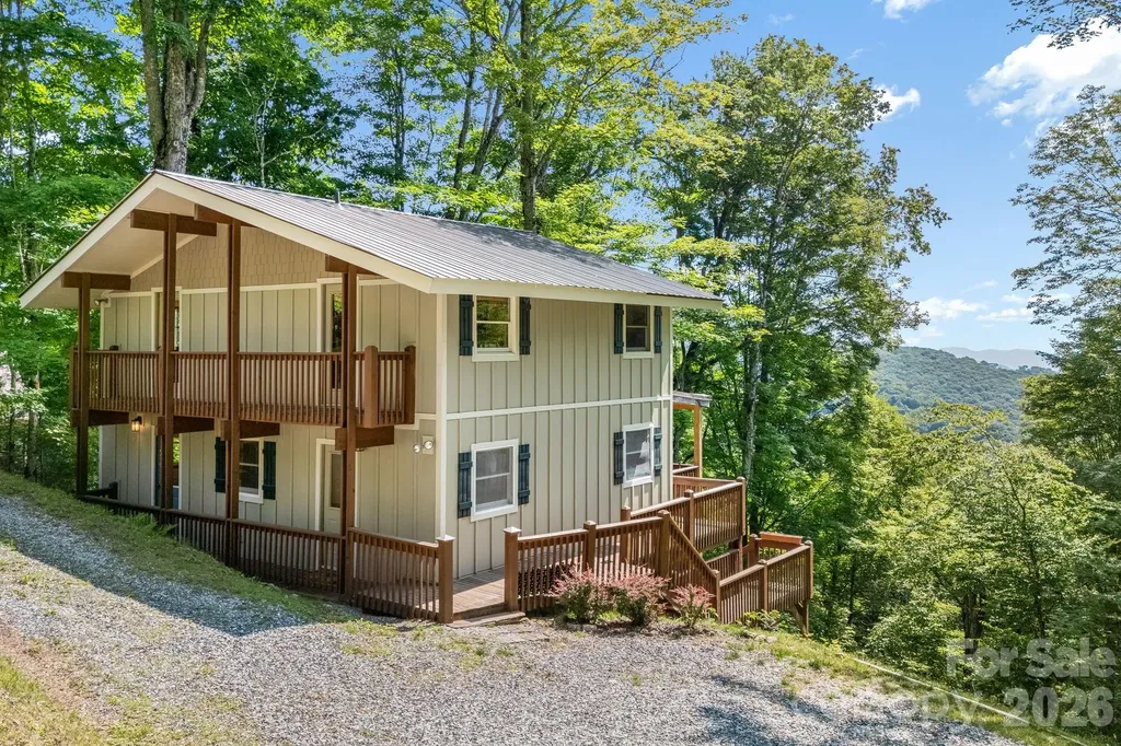 46 Trillium Lane Mars Hill NC 28754