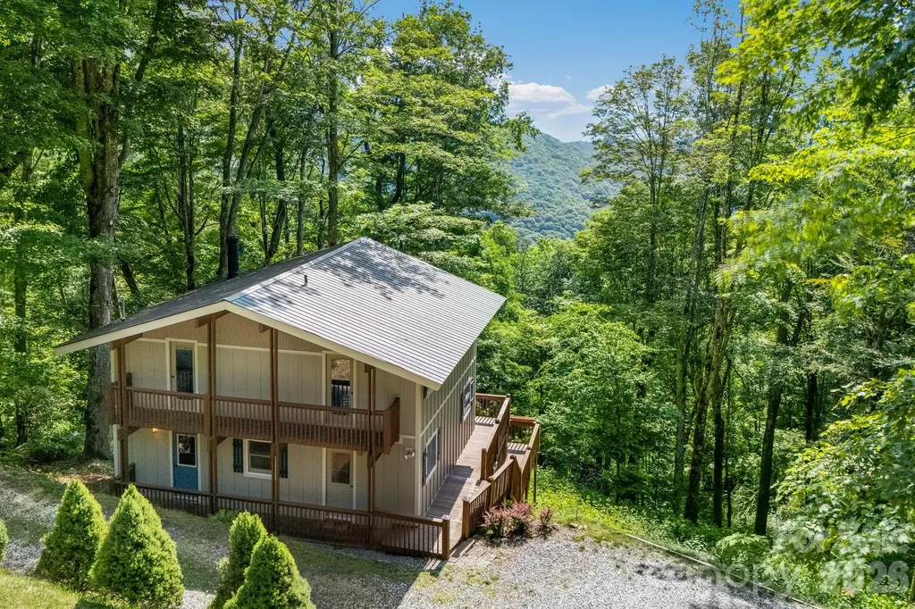 46 Trillium Lane Mars Hill NC 28754